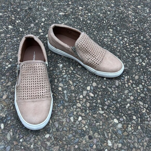 Report Alexa Women's Tan Double Zip Slip On Shoes Size 8.5 - Picture 10 of 10